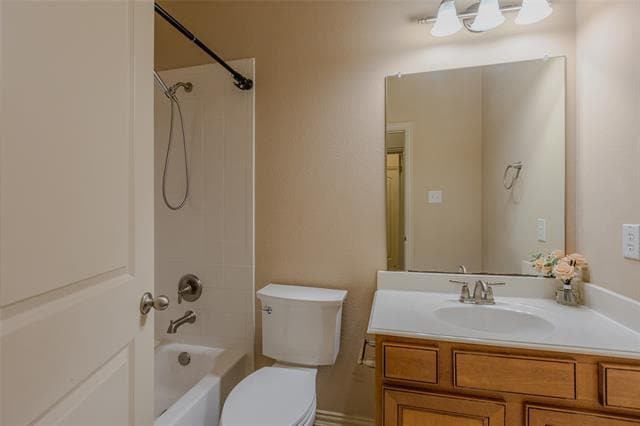 Building Photo - 7302 Chittamwood Ct