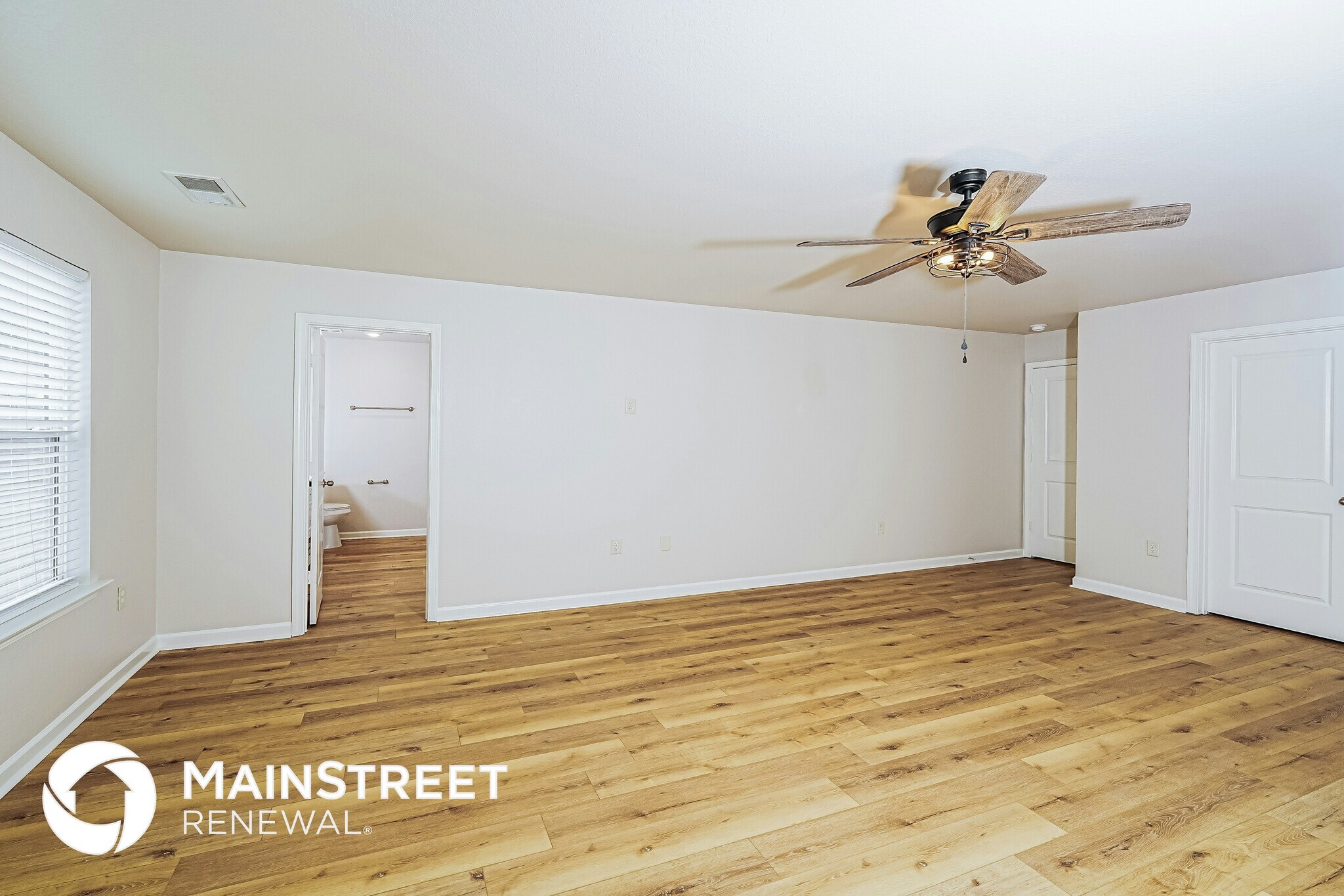 Building Photo - 360 Clover Cir