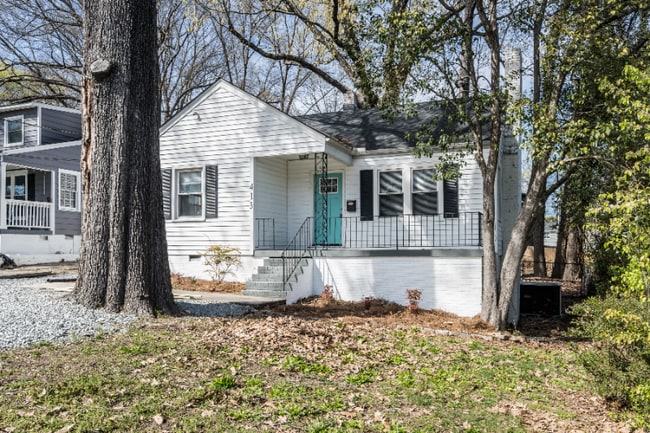 Building Photo - 413 E Geer St