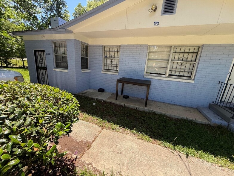 Building Photo - 3126 Martha St