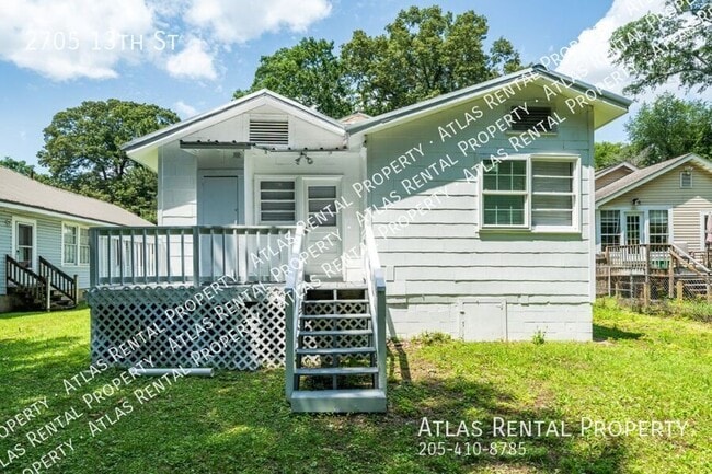 Building Photo - 2705 13th St