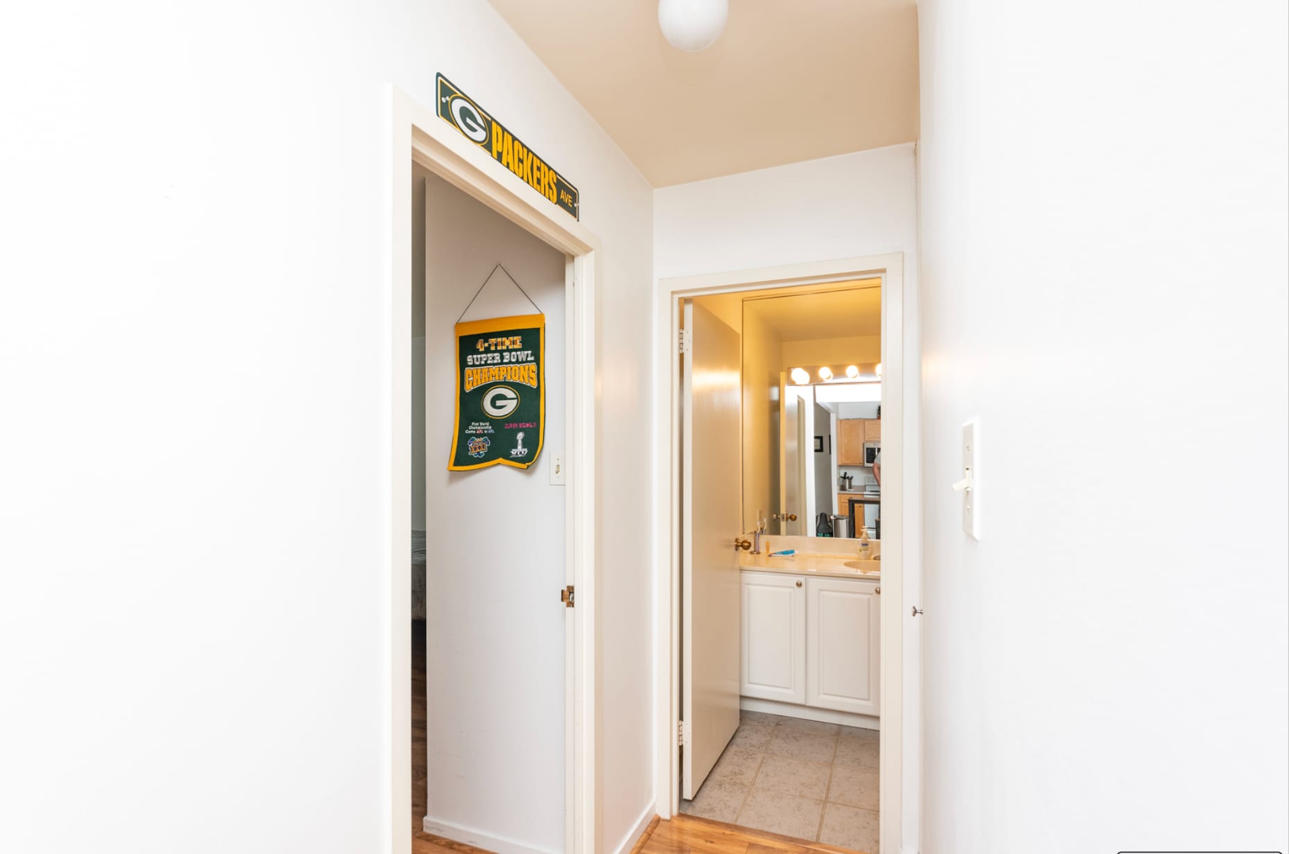 Building Photo - 211 E Ohio St