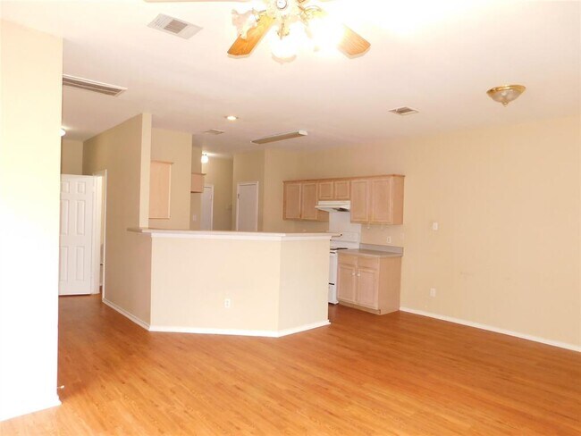 Building Photo - 6726 Windrift Way