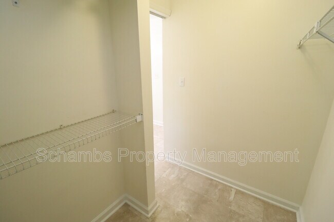 Building Photo - 510 Springfork Dr