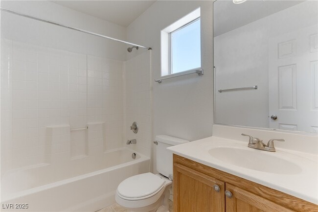 Building Photo - 11032 African Sunset St