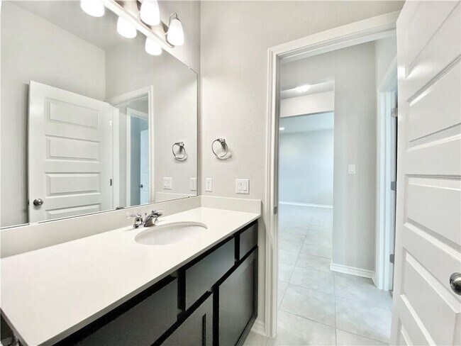Building Photo - 2148 Pecan Island Dr