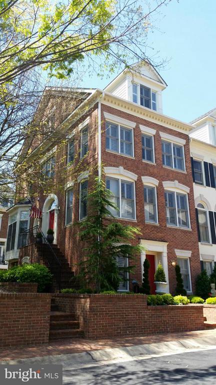 Building Photo - 1632 Colonial Hills Dr