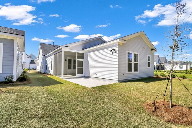 Building Photo - 502 Sound Dr