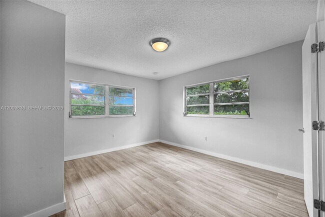 Building Photo - 2225 SW 62nd Ct