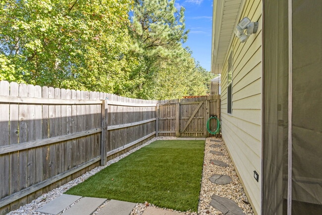 Building Photo - 155 Nautico Way