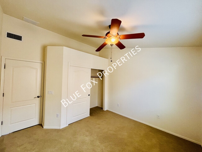 Building Photo - 2826 N Ramie Pl