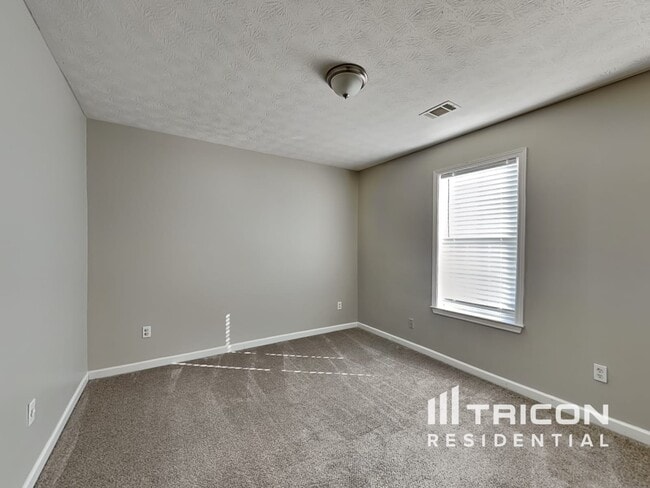 Building Photo - 1029 Matthews Way