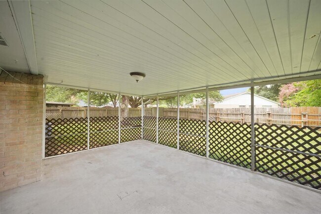 Building Photo - 22202 Cimarron Pkwy