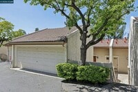 Building Photo - 1541 Moraga Way