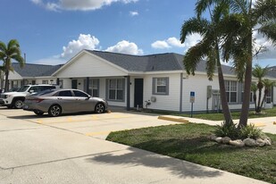 Building Photo - Mariner Village Apartments