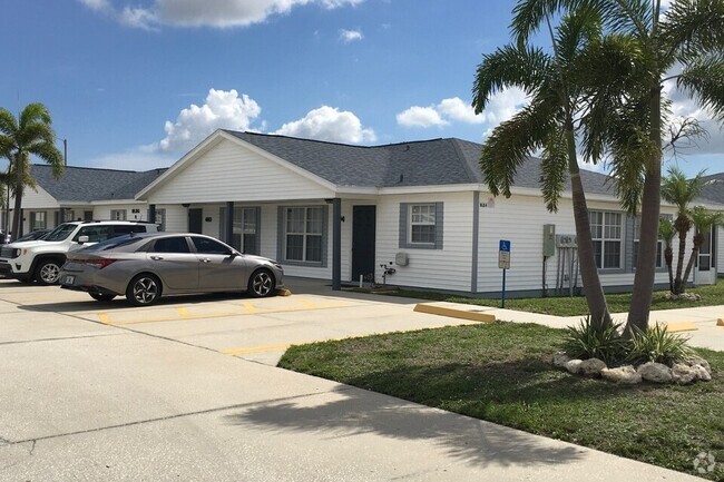 Building Photo - Mariner Village Apartments