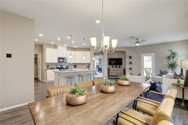 Building Photo - 311 Jarbridge Dr