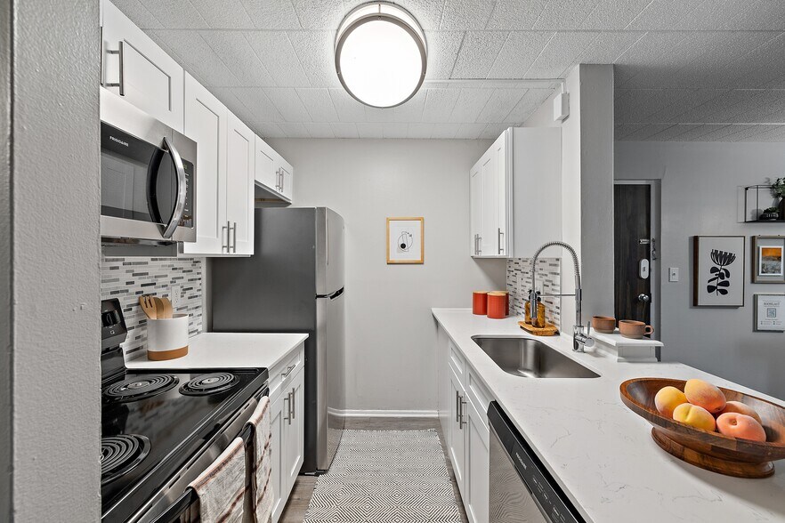 Southgate Apartments 16700 Quarry Rd Southgate MI 48195 Apartment