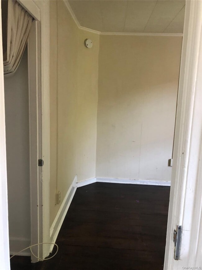 Building Photo - 21 Bridge St