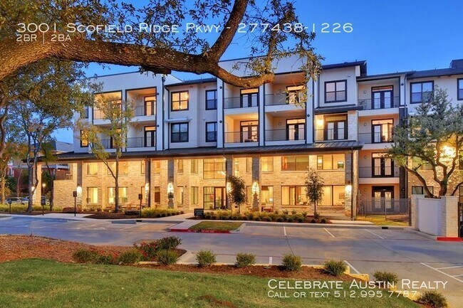 Building Photo - Lenox R Living