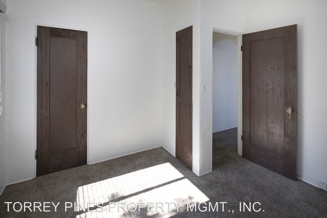 Building Photo - 633-645 Pennsylvania Ave