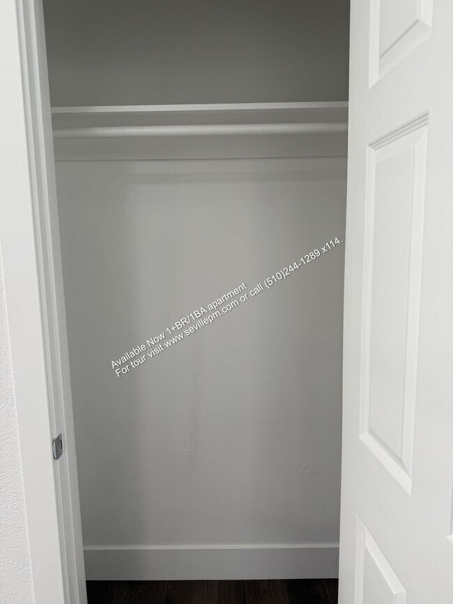 Building Photo - 2319 Legion Ave