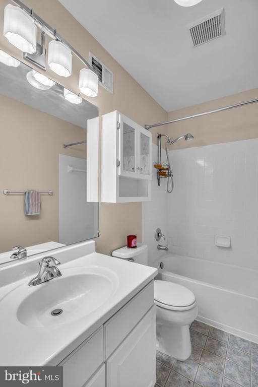 Building Photo - 21644 Frame Square