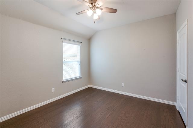 Building Photo - 3617 Roth Dr