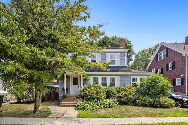 Primary Photo - 11 Parkway