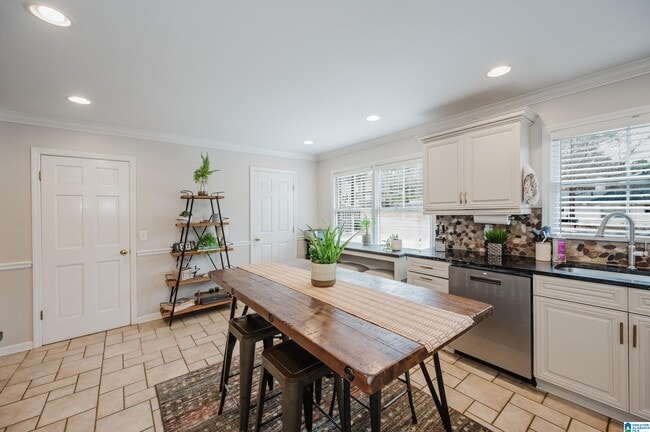 Building Photo - 2871 Wisteria Dr