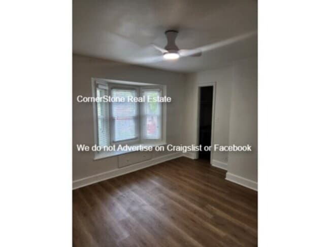 Building Photo - 726 Victorian Pl