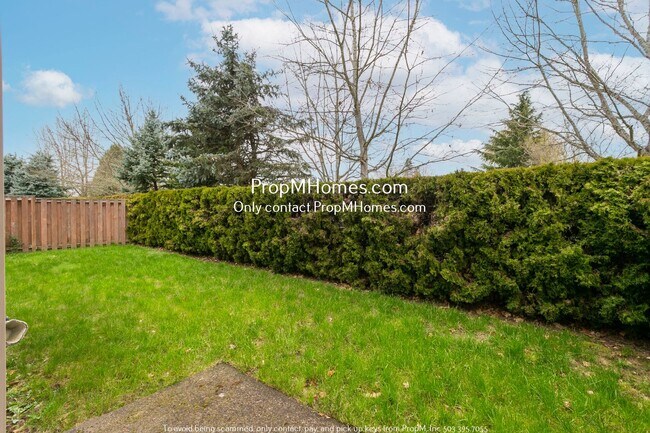 Building Photo - Colorful Four Bedroom Home In Bethany W/ Spacious Backyard!