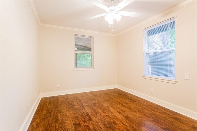 Building Photo - 1909 Morrow St