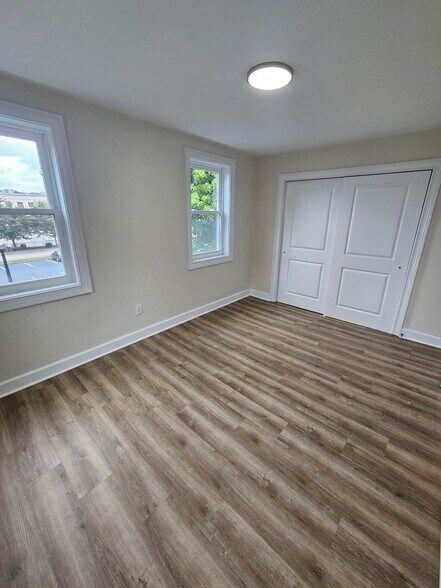 Building Photo - 326 Taylor St