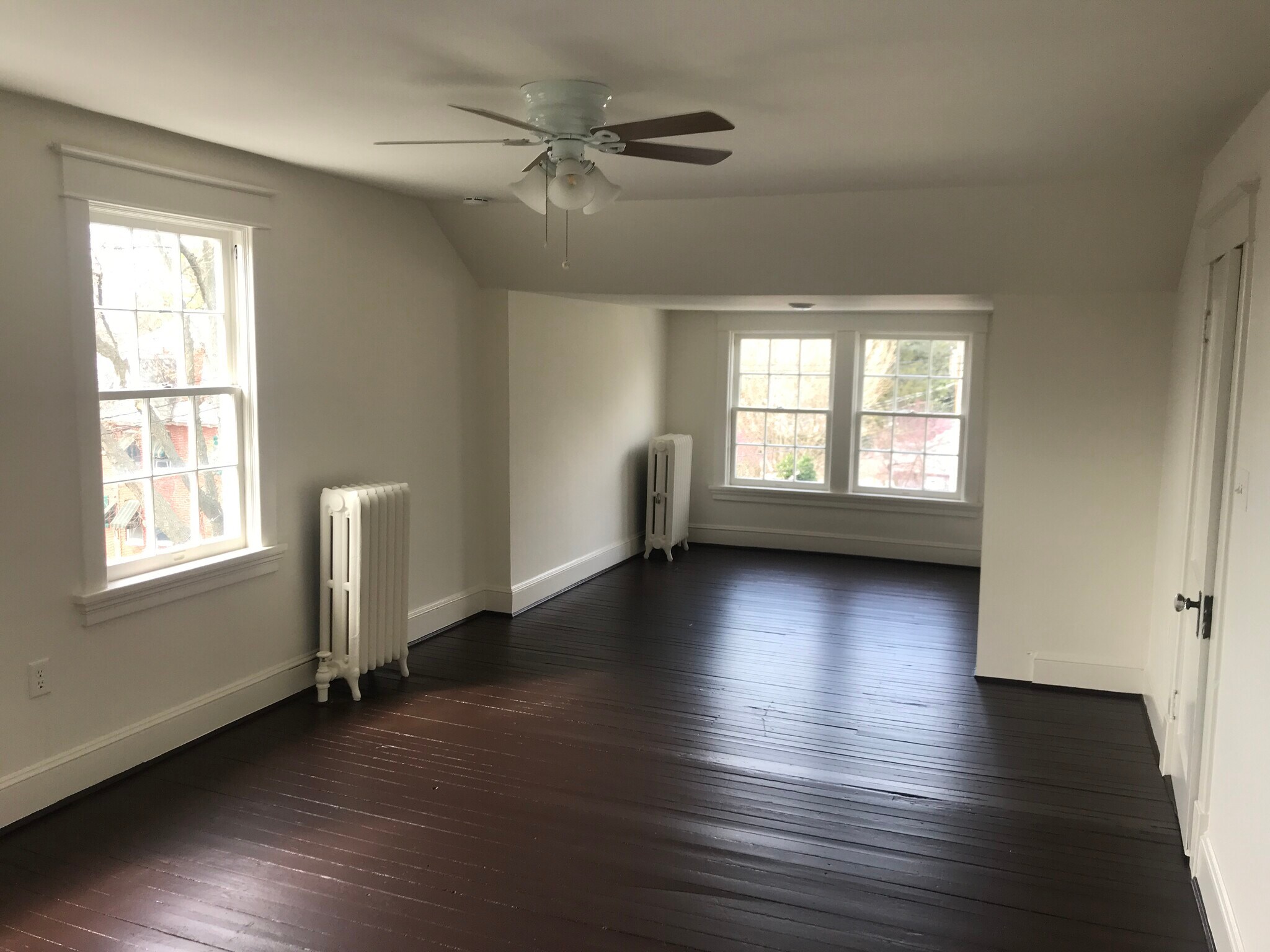 Family Area - 404 Elm St