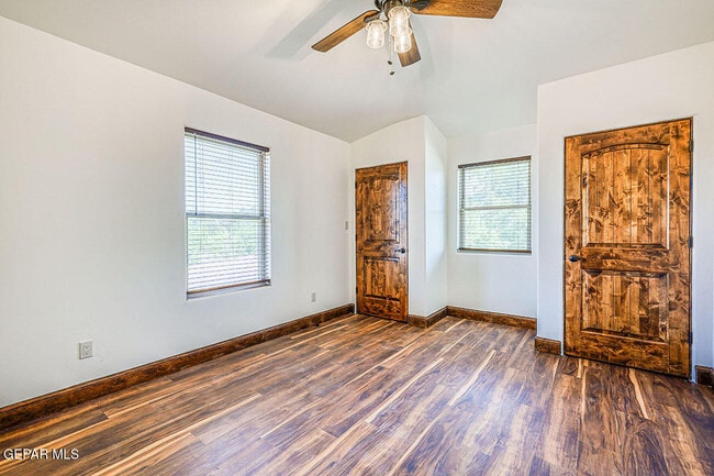 Building Photo - 137 Lanell Dr