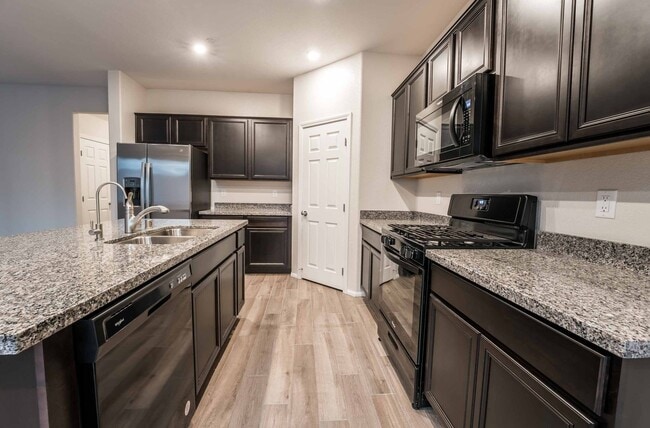 Building Photo - BEAUTIFUL BRAND NEW 2 STORY HOME FOR RENT!