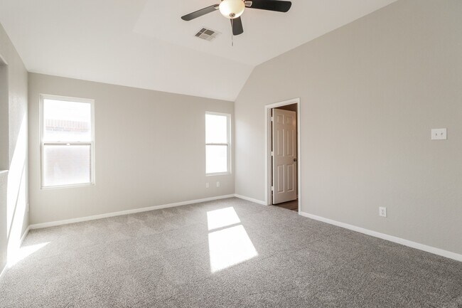 Building Photo - 11023 Vanilla Cir