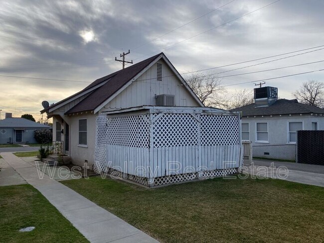 Building Photo - 1605 Howard Ave