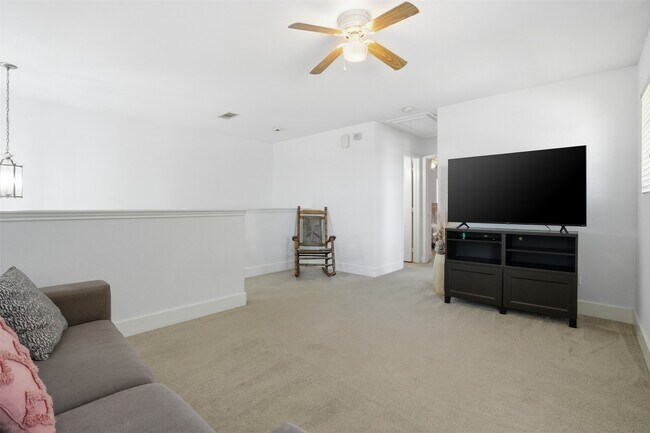 Building Photo - 14410 Long Meadow Dr