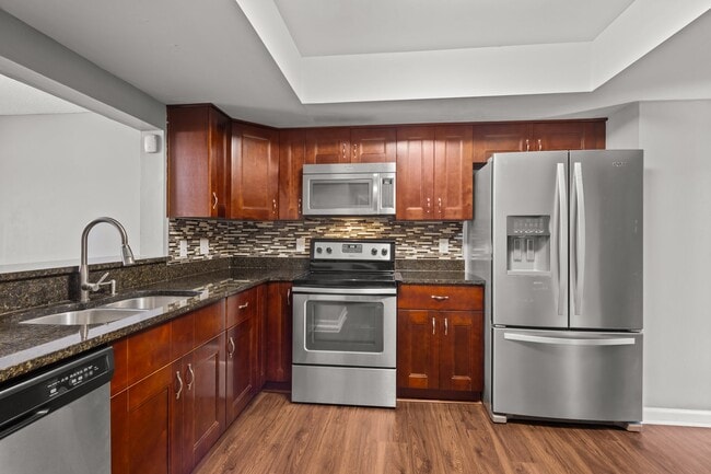 Building Photo - 3851 Chimney Creek Dr