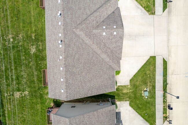 Building Photo - 509-511 Glenstone Dr.