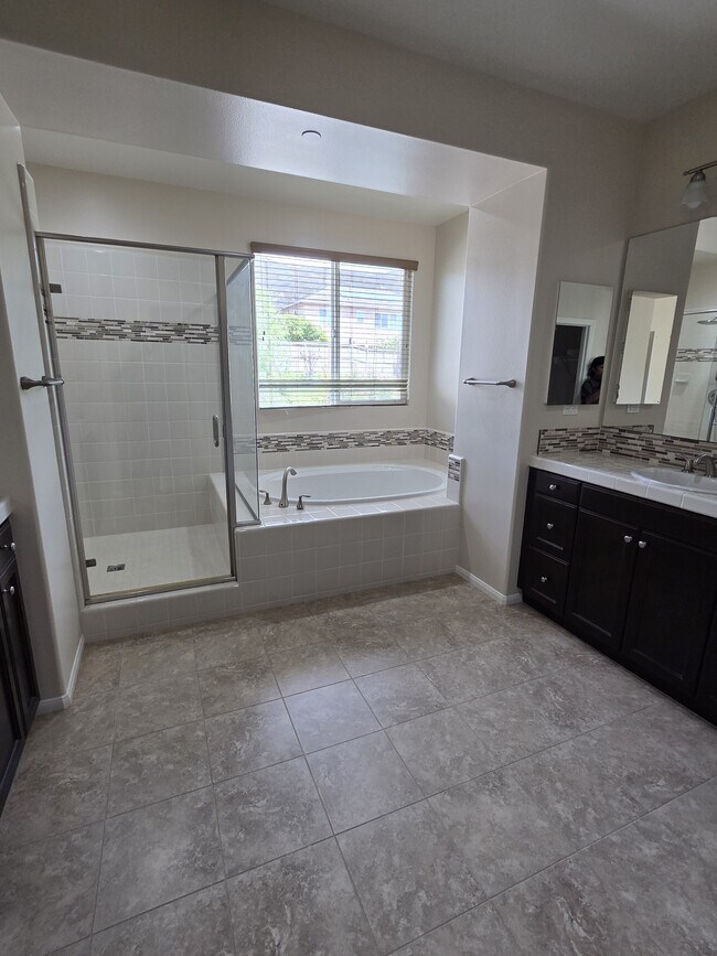Building Photo - 17525 Black Granite Dr
