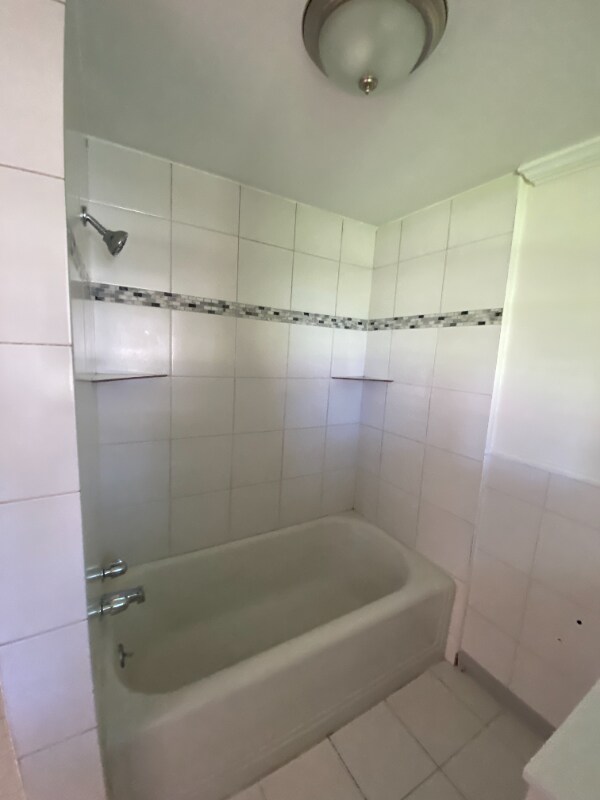 Building Photo - 617 Lafayette St