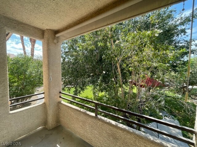 Building Photo - 1830 N Buffalo Dr
