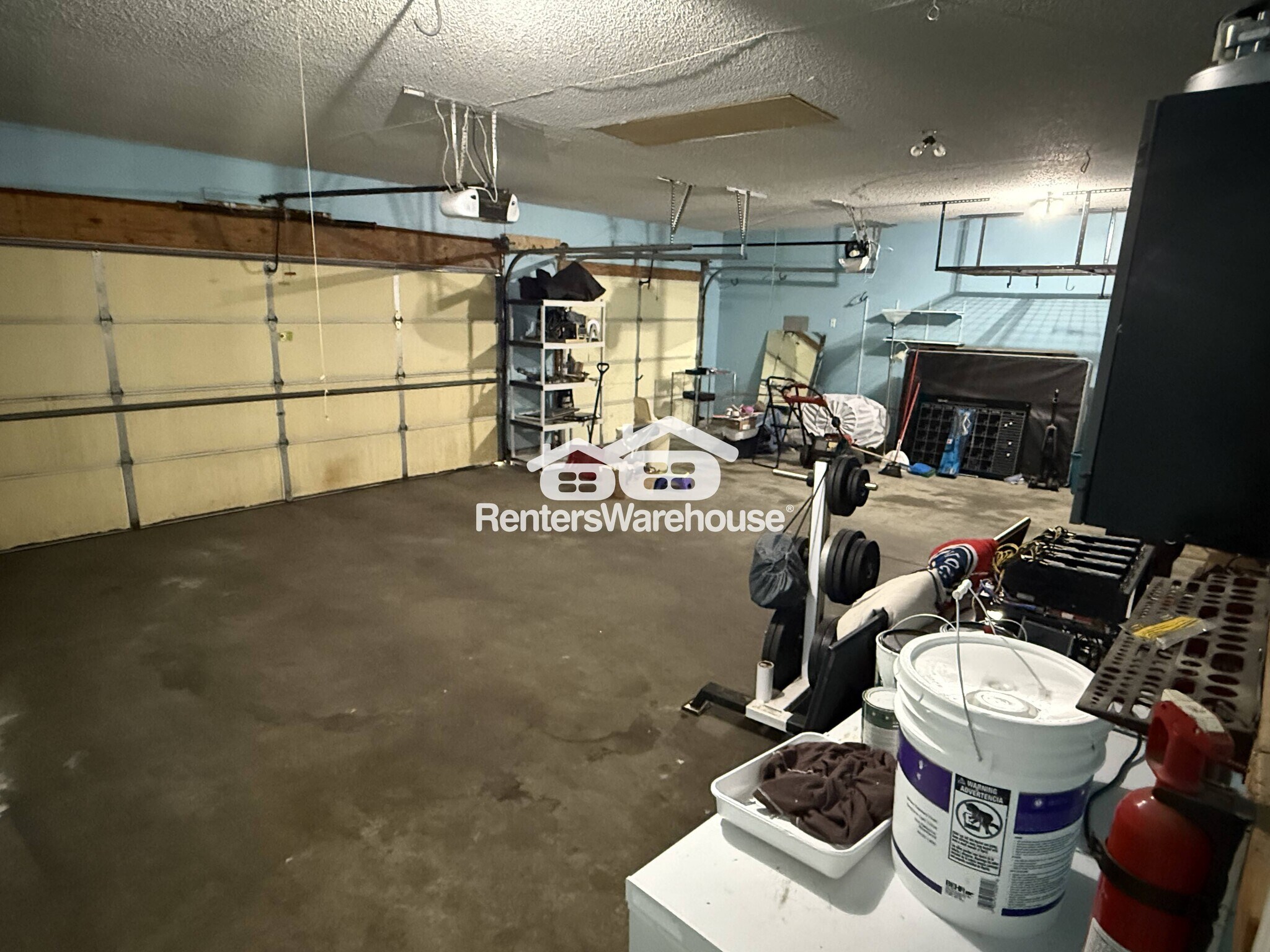 Building Photo - 8451 Rhoy St