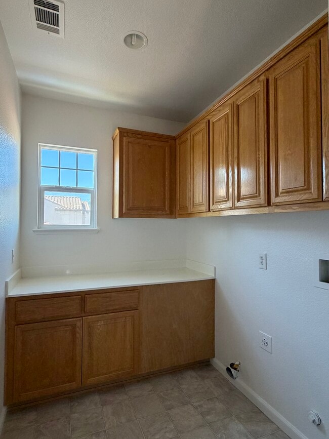 Building Photo - CALIFORNIA - 2340