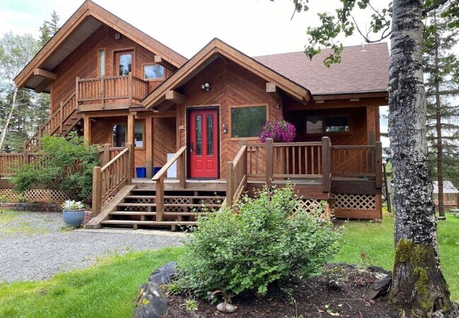 Primary Photo - FURNISHED SEASONAL RENTAL
