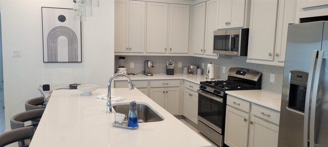 Building Photo - 347 E Coralburst Lp