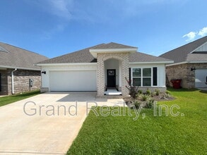 Building Photo - 5823 Sargassum Ln